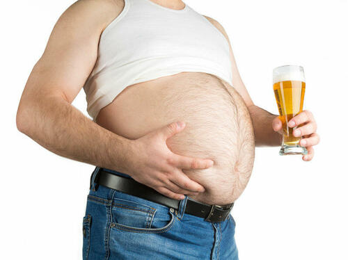 ビール腹の原因は「おつまみ」だった！ぽっこりお腹の解消方法を紹介