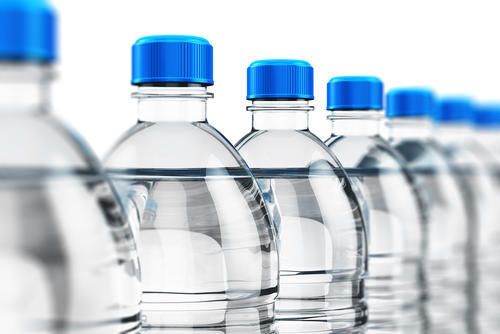 ペットボトルの水は何年保存できる？保存場所や注意点も紹介