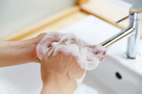 手洗いのやり方を再確認！手洗いが重要な理由や消毒のコツも紹介！
