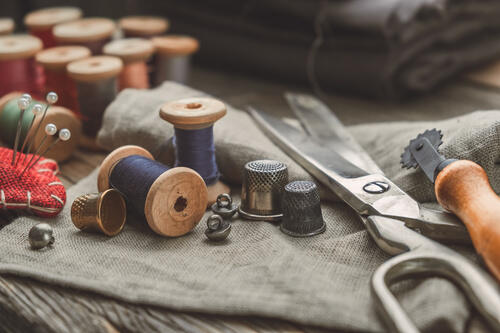 裁縫初心者必見！覚えるべき道具や間違えやすい用語、キホンの縫い方
