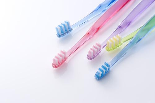 歯ブラシとタフトの違いとは？製品ごとの特徴と使い方を解説！