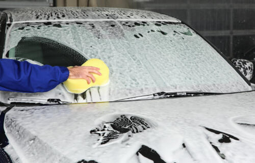 洗車はどのくらいの頻度で行うのが正解 やりすぎも駄目って本当 暮らし オリーブオイルをひとまわし