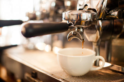 コーヒーメーカーのお手入れ方法。間違えると味や風味まで落ちる？