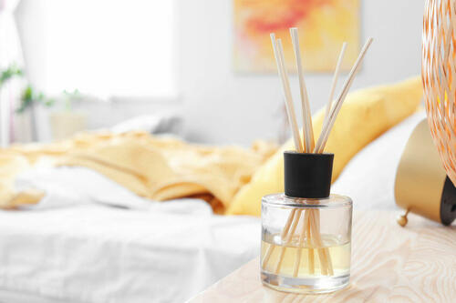 芳香剤の力は置き方ひとつで変わる 部屋の悪臭を快適な香りに 家事 オリーブオイルをひとまわし