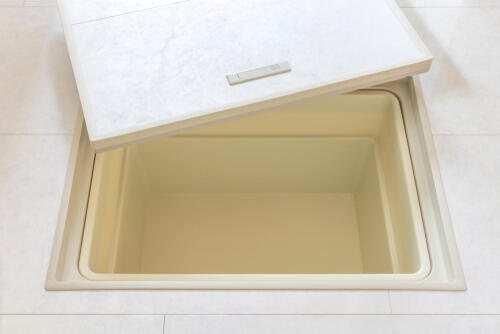 床下収納ボックスの有効な活用法、DIYでつくることもできる！