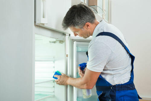 冷蔵庫の掃除方法は？ 重曹とクエン酸があれば冷蔵庫はピカピカ！