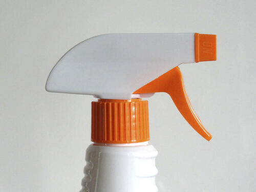 シャワーヘッドの掃除にカビキラーを使うときの注意点と手順を解説