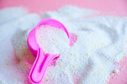 粉末洗剤のメリット・デメリットを紹介！使いこなし方と上手な選び方とは。
