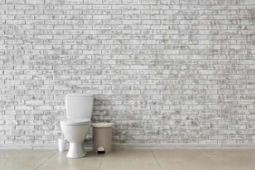 トイレの壁の汚れ、その正体とは。お手入れ方法とキレイに保つコツ