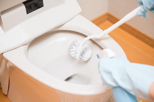トイレの汚れ防止はどうする？トイレ掃除を楽にする便利アイテムとは