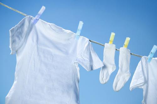 衣服の油汚れは洗濯で落とせる！汚れの程度別の正しい対処方法を解説