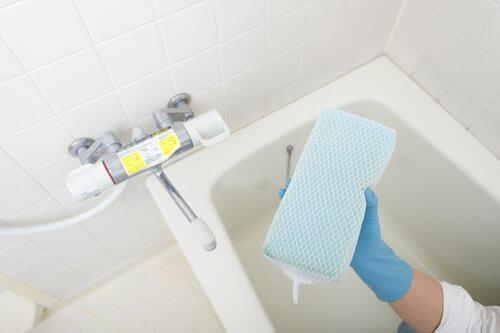 【風呂掃除】は重曹とクエン酸で！汚れごとの効率的な掃除方法とは