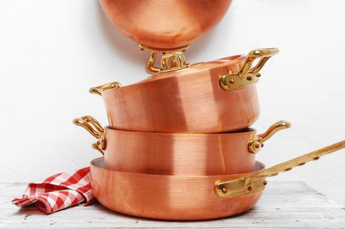 銅鍋の魅力とは？お手入れ方法や緑青の落とし方、保管のコツも解説！