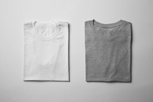 シワにならないtシャツの畳み方とは 旅行の時に便利な畳み方も 家事 オリーブオイルをひとまわし