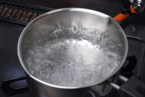 缶詰の温めは湯煎がおすすめ 缶詰でかんたんポリ袋レシピも紹介