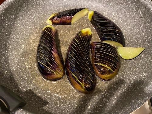 調味料を入れる
