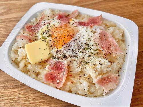 トッピングをかけて完成