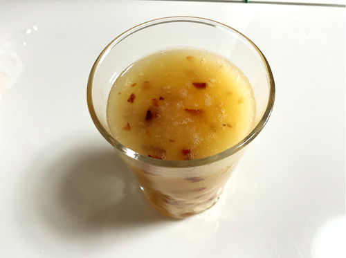 りんごジュースを作る