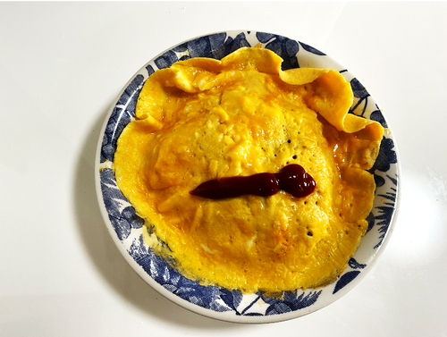 巻かないオムライス