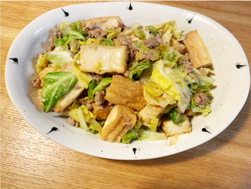 キャベツと厚揚げの坦々炒め