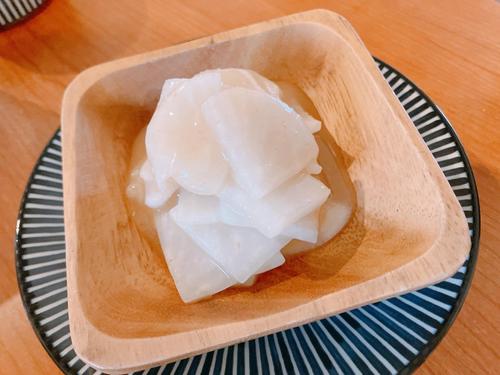 「箸が止まらないッ…！」大根のカリカリ食感が絶品！＜大根の梅肉和え＞の作り方