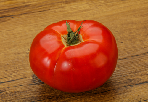 【トマト、そのまま保存してない？】知って得する保存術⇒おいしさアップ＆時短調理が叶っちゃう…！？