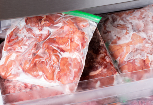 『冷凍した肉』なんか美味しくない…（涙）→実は”解凍方法”が原因かも！？今すぐ試せる＜裏ワザ＞を紹介