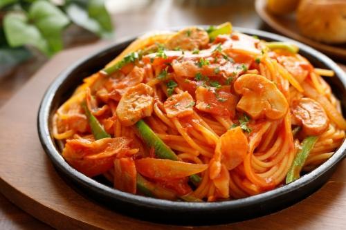 家で作る『ナポリタン』が格段にウマい！喫茶店のような味に近づける【秘密の隠し味】に…「えっ、これが隠し味に？」