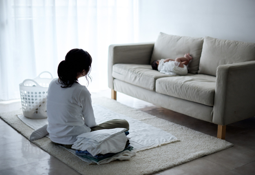 【娘の夜泣きで限界寸前】やっと娘が寝た瞬間、義母「息子から聞いたけど…」とアポなし訪問！？⇒予想外の展開に「涙が溢れました」