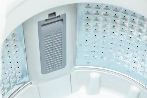 【知らないと洗濯物が臭う！？】洗濯機の”糸くずフィルター”は定期掃除が超重要！⇒今すぐやるべき＜正しく掃除方法＞とは