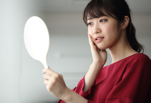 【肌に異常で皮膚科へ】毎日食べてた”好物”が原因！？⇒医師「ダメだよ！」と注意されて…「反省しました」