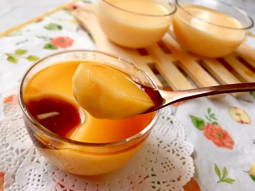 冷やすだけで超簡単♡おうちで作れる＜極上プリン＞がとろけるのおいしさ！