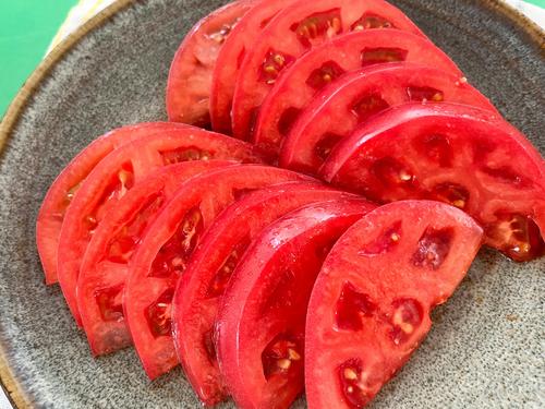 『トマト』1個あったら絶対作って！にんにく香る”最強おつまみ”が美味しすぎる！