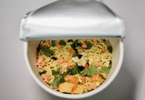 カップ麺の食べたら危険な”サイン”が出てるかも（汗）⇒意外と知らなかった【見分け方＆正しい保存術】を伝授