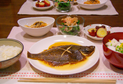 晩ご飯に”魚料理”を出すと…娘「おかずが地味すぎる」母「でもね、これ…」⇒だが直後【母の作戦】が効果絶大！？