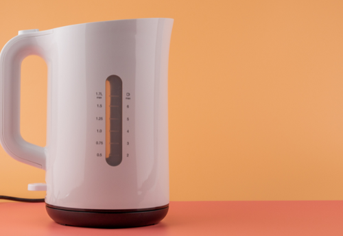 綺麗に見えて「ケトルの内側」の汚れにゾッ…！水アカをスッキリ落とすための＜簡単掃除術＞とは