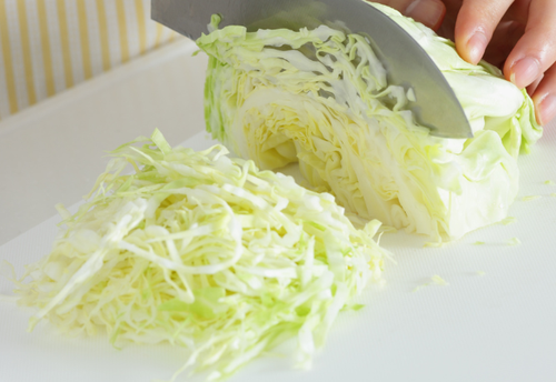 『キャベツ』はこうやって食べて♪ 栄養をたっぷりで美味しい<キャベツで作るやみつきサラダ3選>