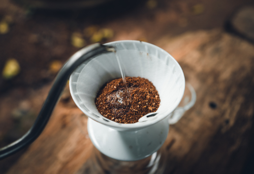 コーヒーを淹れた後の『コーヒーかす』は実は超優秀!?知らなきゃ損する<便利な活用法>を紹介