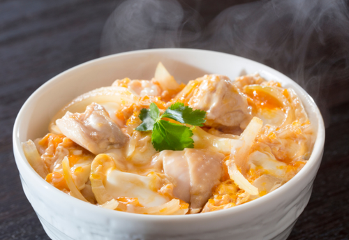 『親子丼』がふわトロでお店の味に!本当は秘密にしたい<3つのポイント>を紹介