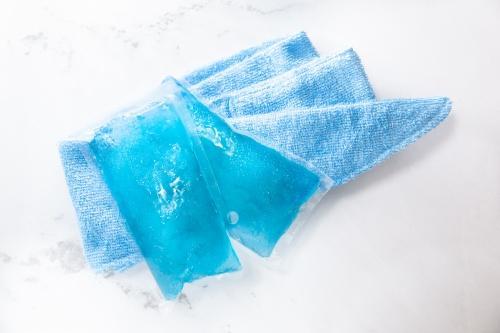 冷凍庫に眠る『保冷剤』…まだ捨てないで!驚くほど役立つ<意外な活用法4選>を伝授