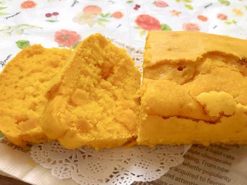 ホットケーキミックスで超簡単!子どもも大喜びの<かぼちゃのパウンドケーキ>がハロウィンにぴったり◎