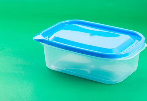 保存容器に残る”いやなニオイ”を一発消臭!家にあるアイテムでできる<簡単な裏ワザ>を伝授