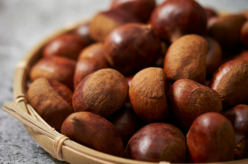 【超簡単】栗が“しっとり美味しく”仕上がる茹で方のコツを紹介！レンチンでもOK！