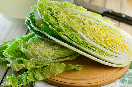 見分け方が知りたかった…！白菜の【腐敗サイン】⇒斑点はOK？黒ずみはNG？