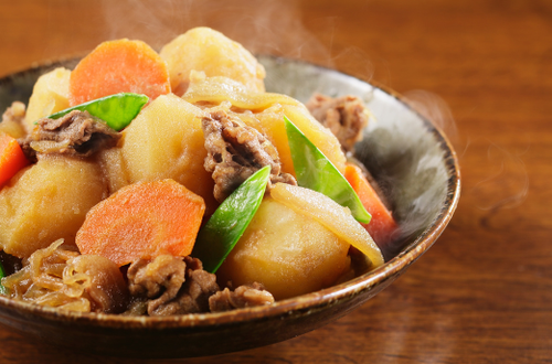 味に“しっくり”こない人は試して！肉じゃがが【驚くほどウマくなる】隠し味8選！