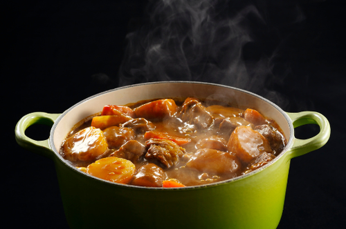 今までの苦労はなんだったんだ…！？『カレー鍋』の後片づけが【劇的に】ラクになる裏ワザを紹介！