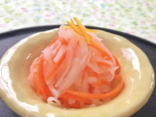 【おせち】が華やぐ！箸休めにピッタリな『紅白なます』の簡単レシピ