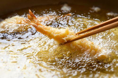 揚げるのが楽しくなる♪天ぷらの『衣がサクサク』になる“ほんのひと工夫”教えるから試して！