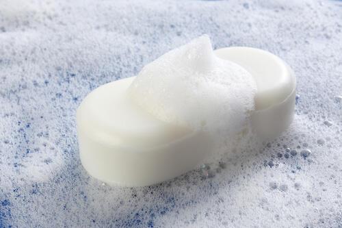 みんなどうしてる？『固形石鹸』の保管に困ってる人は必見！「いつもヌメッて困ってました…」
