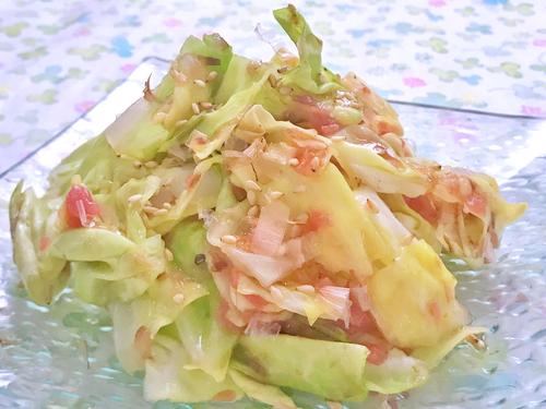 5分で完成！甘みと酸味が絶妙な『春キャベツの梅和え』簡単レシピ｜意外とお箸が止まらない！